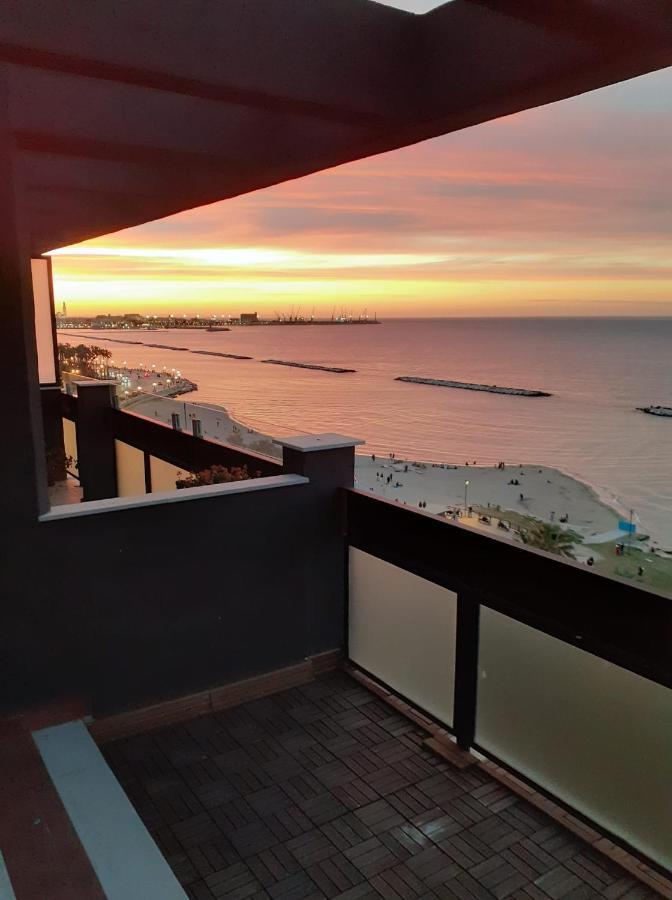 Attico Suite Spiaggia Bari Exterior foto